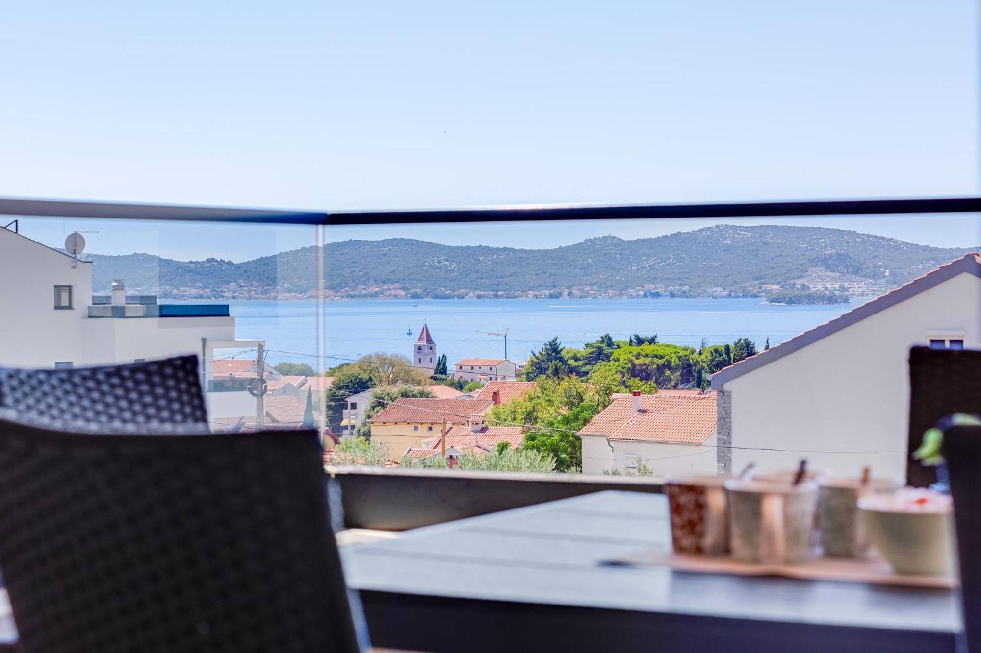 Sea Bay View Apartment - Appartement Avec Piscine Et Magnifique Vue Sur Mer Sveti Filip i Jakov Buitenkant foto